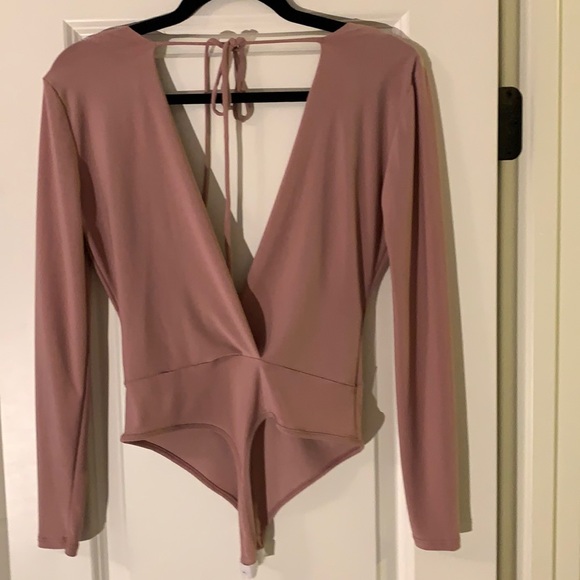 *Never Worn* Windsor long sleeve blush pink bodysuit size small - Picture 2 of 5